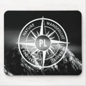 Kompass-Sternemblem monogramm dramatische Berge Mousepad (Vorne)