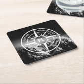 Kompass-Sternemblem monogramm dramatische Berge Rechteckiger Pappuntersetzer (angewinkelt)