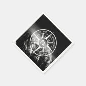 Kompass-Sternemblem monogramm dramatische Berge Serviette (Ecke)