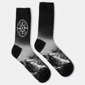 Kompass-Sternemblem monogramm dramatische Berge Socken (Rechts)