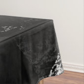 Kompass-Sternemblem monogramm dramatische Berge Tischdecke (Beispiel)