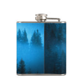 Kompass-Sternemblem Monogramm Nebel in Fichtenwald Flachmann (Rückseite)