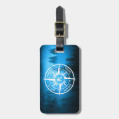 Kompass-Sternemblem Monogramm Nebel in Fichtenwald Gepäckanhänger (Vorderseite vertikal)