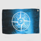 Kompass-Sternemblem Monogramm Nebel in Fichtenwald Golfhandtuch (Horizontal)