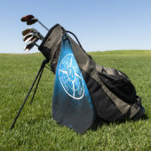 Kompass-Sternemblem Monogramm Nebel in Fichtenwald Golfhandtuch (Gras)