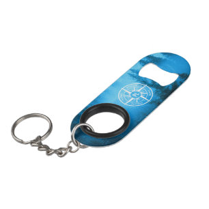 Kompass-Sternemblem Monogramm Nebel in Fichtenwald Mini Flaschenöffner