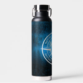 Kompass-Sternemblem Monogramm Nebel in Fichtenwald Trinkflasche