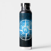 Kompass-Sternemblem Monogramm Nebel in Fichtenwald Trinkflasche (Links)