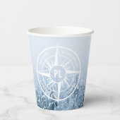 Kompass-Sternemblem monogramm Winterfichtenwald Pappbecher (Rückseite)