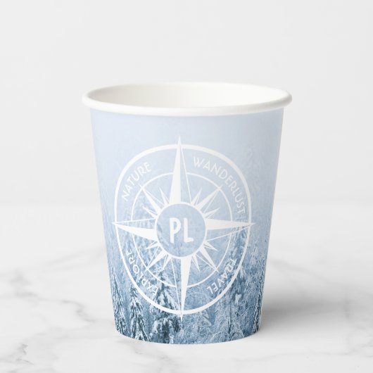 Kompass-Sternemblem monogramm Winterfichtenwald Pappbecher (Rückseite)