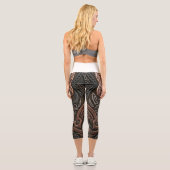 Komplexe digitale Mandala-Kunst Capri Leggings (Rückseite)