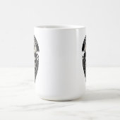 Komplexe gotische Schädelillustration Kaffeetasse (Mittel)