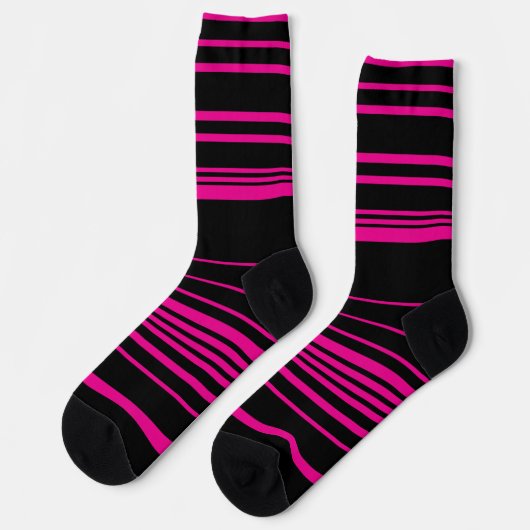 Komplexe Streifen - Magenta und Schwarz Socken (Linkes Detail)