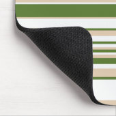 Komplexe Streifen - weiß, sand und palmengrün Mousepad (Ecke)