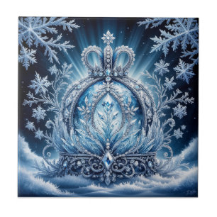 Komplizierte frostbedeckte Krone mit glitzernden E Fliese