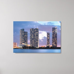 Kondominiumtürme in der Ufergegend in Miami Leinwanddruck