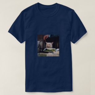 Konfektionierte Dinner-Katze T-Shirt