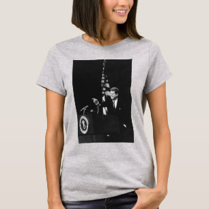 Konferenz von John Kennedy 35. US-Präsident T-Shirt