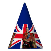 König Charles III. mit britischer Flagge Partyhütchen (Rechts)
