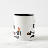 König der Grill-Tasse Zweifarbige Tasse (Mittel)