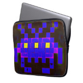 König der Weltrauminvasion (Version B) Laptopschutzhülle (Vorderseite Links)