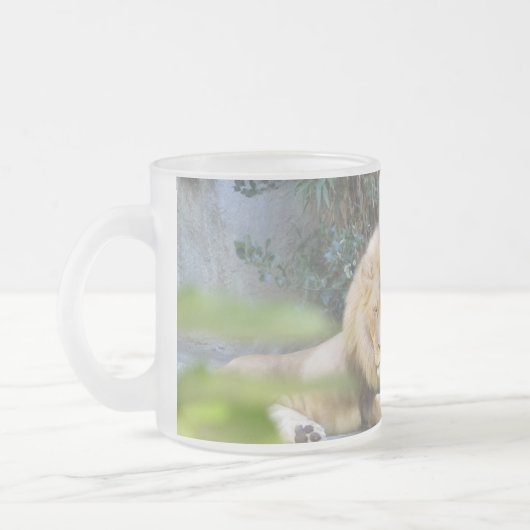 König des Dschungels 'Löwe' Mattglastasse (Links)