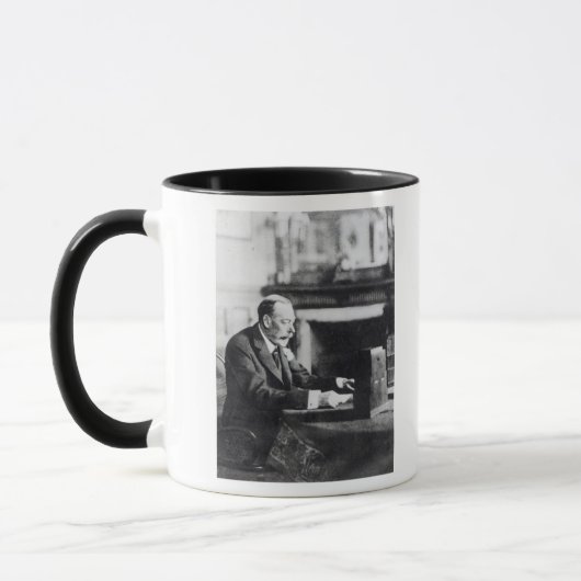 König George V Tasse (Links)