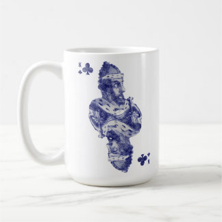 Könige gehören zu den Anzügen eines Kartendecks. Kaffeetasse