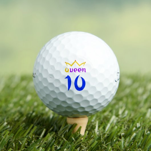 Königin 10 golfball (Insitu T-Shirt)