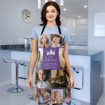 Königin der Küchenfotografie-Schürze Schürze<br><div class="desc">Genießen Sie die Freude am Kochen mit unserer modernen Foto Collage lila Schürze, eine perfekte Mischung aus Stil und Sentimentalität. Diese Schürze ist vollständig mit Ihren gepflegten Fotos anpassbar und besticht mit den beliebten Worten "Königin der Küche". Mit einer Krone, die Ihr kulinarisches Reich kennzeichnet, präsentiert es auch ein Zitat...</div>