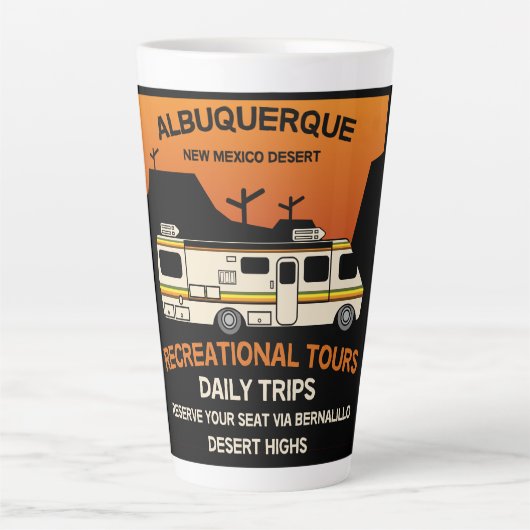 Königin des Campers - Funny Camping RV Caravan Milchtasse (Vorderseite)