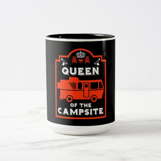 Königin des Campings Zweifarbige Tasse (Mittel)
