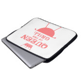 Königin des Grills, rosa Laptopschutzhülle (Vorne Knopf)