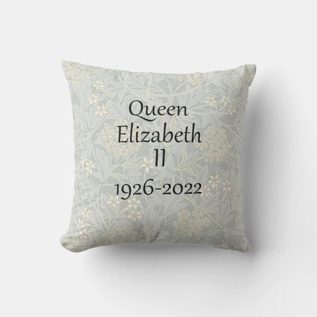 Königin Elizabeth II 1926-2022 Throw Kissen (Vorderseite)
