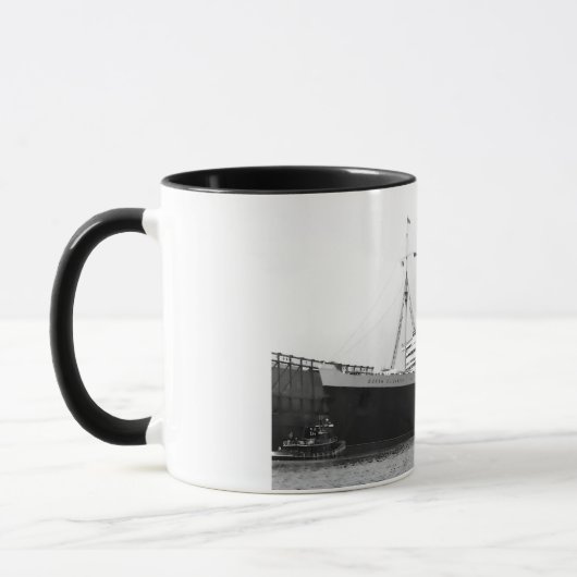 Königin Elizabeth Tasse (Links)