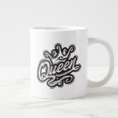Königin mit Krone, Typografie-Design Jumbo-Tasse (Rechts)