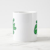 Königin mit Krone, Typografie-Design Jumbo-Tasse (Vorderseite)