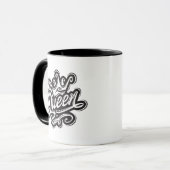 Königin mit Krone, Typografie-Design Tasse (Vorderseite Links)