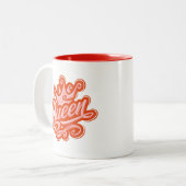 Königin mit Krone, Typografie-Design Zweifarbige Tasse (Vorderseite Links)