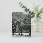 Königin Victoria zu Pferden in Balmoral , 1863 Postkarte (Stehend Vorderseite)