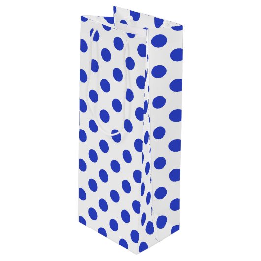 Königlich blaue Polka-Punkte Geschenktüte Für Weinflaschen (Vorderseite Schrägansicht)