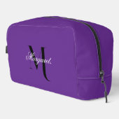 Königlich violettes Monogramm-Dopp-Kit mit individ Waschbeutel (Rechte Ecke)