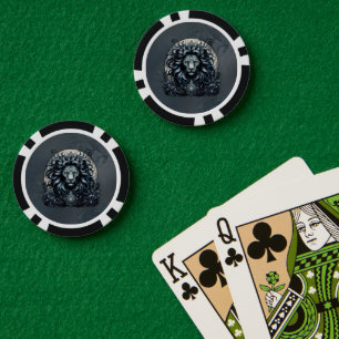 Königliche Eleganz, ein majestätischer Blick auf d Pokerchips