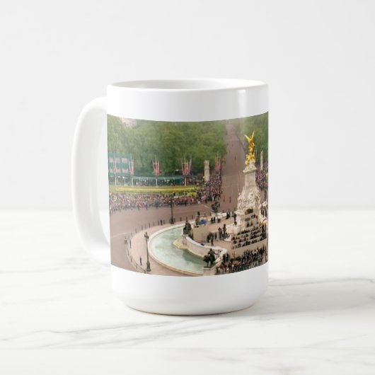Königliche Hochzeit Kaffeetasse (Vorderseite Links)
