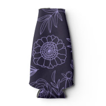 Königliche Pflaumenblüten im schwarzen Hintergrund