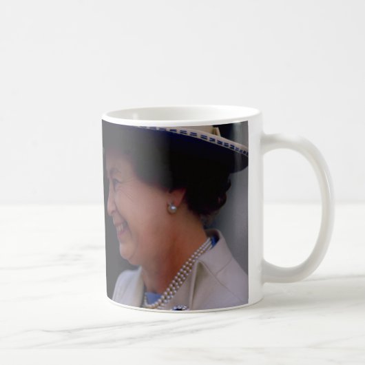 Königliche Tasse der Königin-Elizabeth II (Rechts)