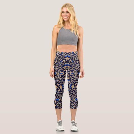Königliches Blau und Gold Blumen Eleganz Muster Capri Leggings (Vorderseite)
