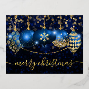Königliches Blau und Goldene Weihnachtskugeln Folien Feiertagspostkarte