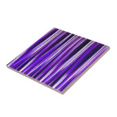 Königliches Lila, Flieder und silbernes Stripy Fliese (Seite)