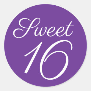 Königliches Lila und Weiße Sweet 16 Typografie Runder Aufkleber
